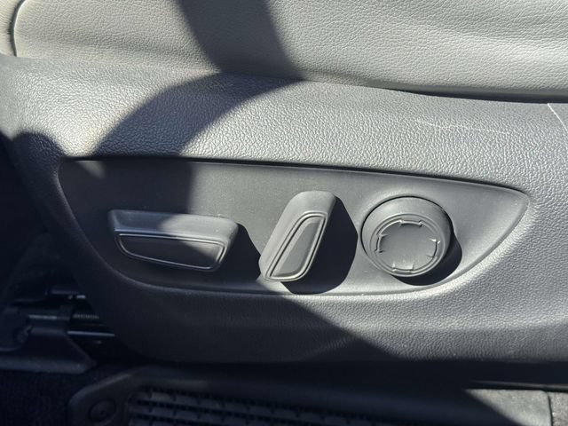 Used 2021 Toyota Sienna XLE FWD image 22