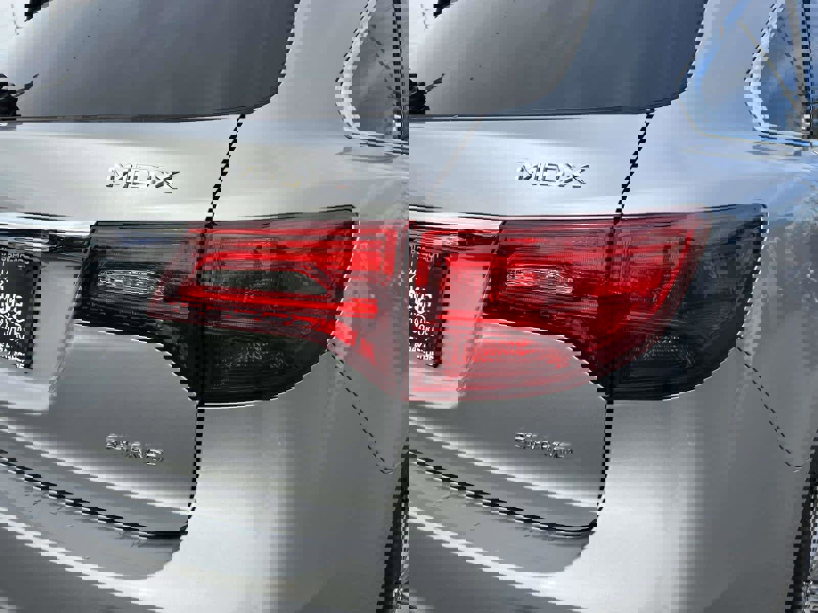 Used 2020 Acura MDX SH-AWD image 8