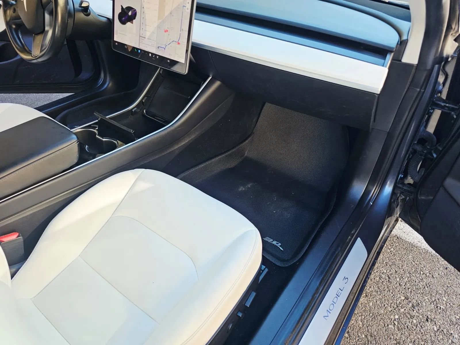 Used 2019 Tesla Model 3 Standard Range Plus RWD image 11
