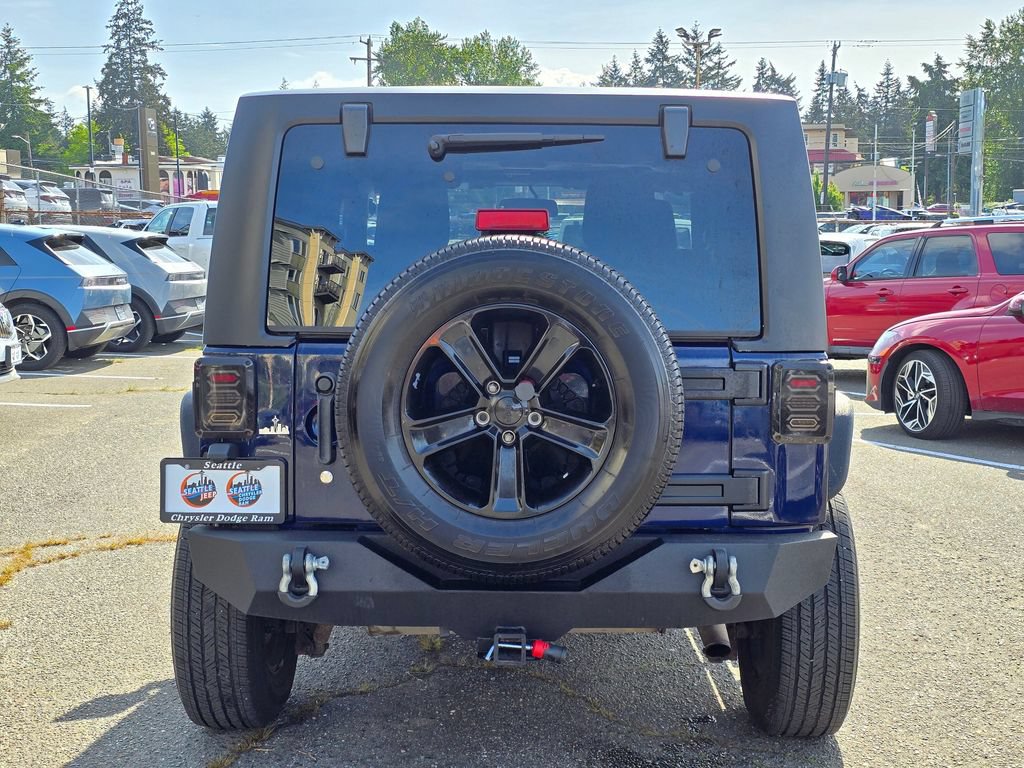 Used 2013 Jeep Wrangler Sport AWD/4WD image 7