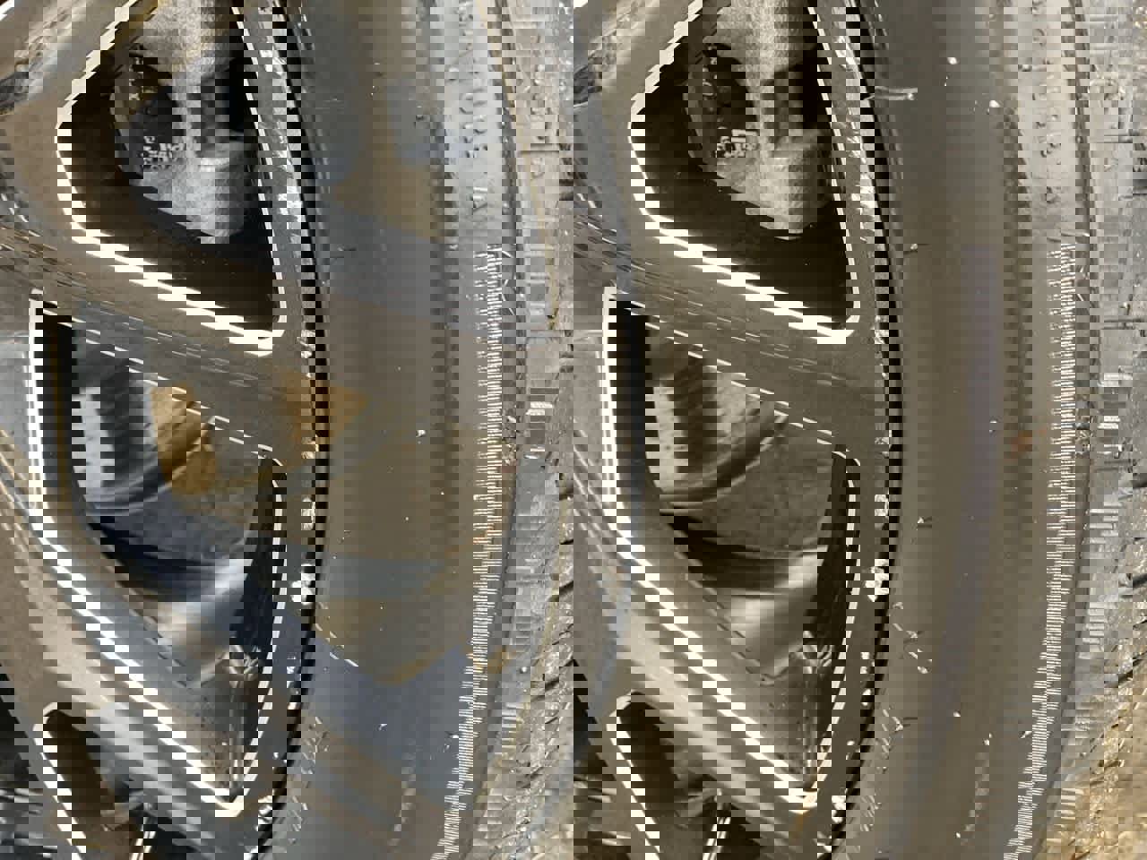 Used 2024 GMC Yukon Denali image 31