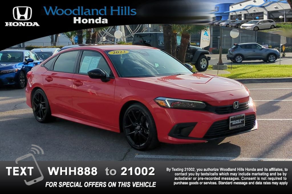 Used 2023 Honda Civic Sport image 3