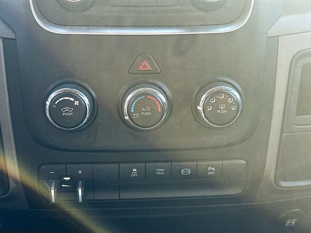 Used 2014 RAM 2500 Tradesman w/ Chrome Appearance Group AWD/4WD image 15