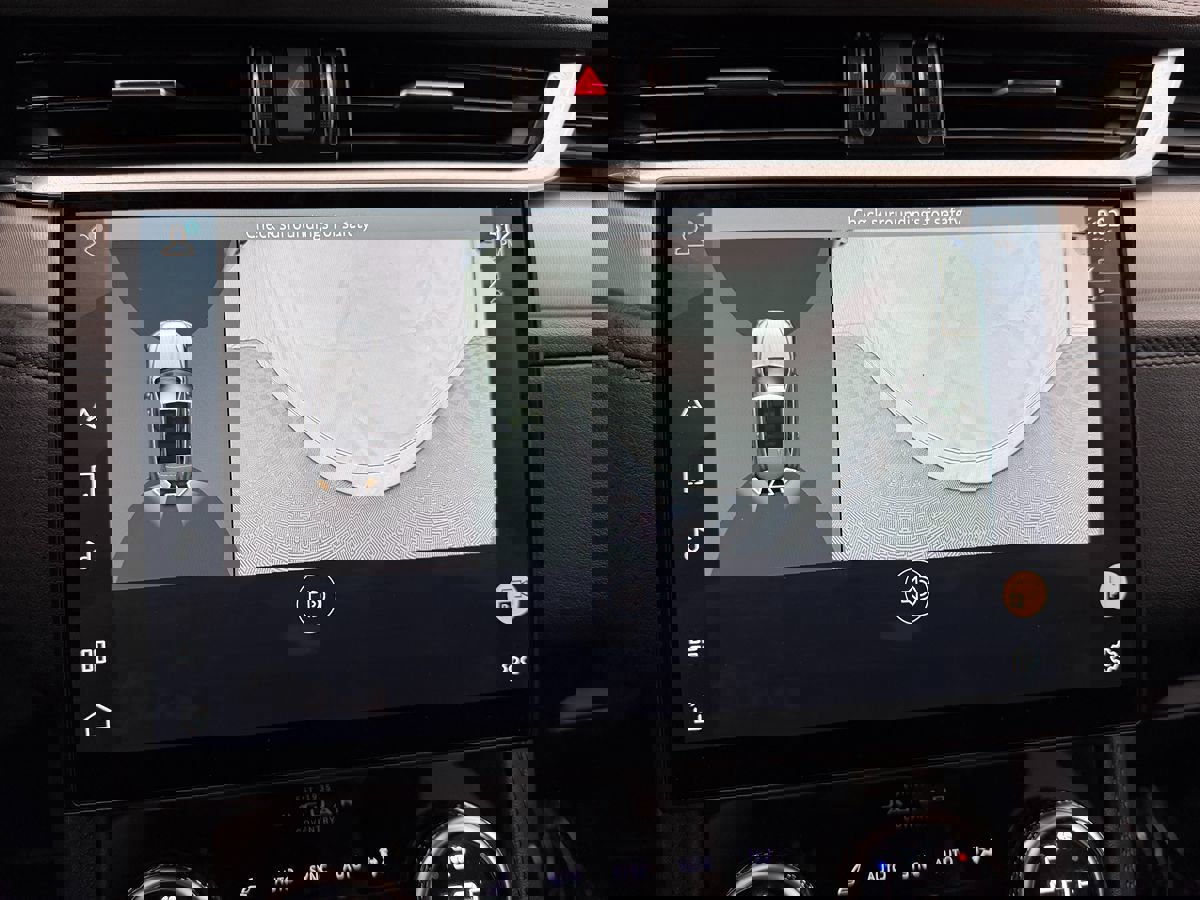 Used 2022 Jaguar F-PACE S image 31