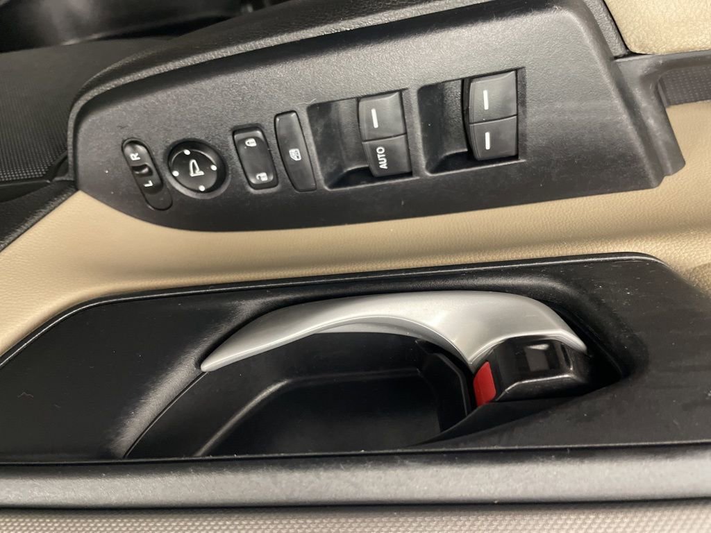 Used 2018 Honda CR-V LX image 18