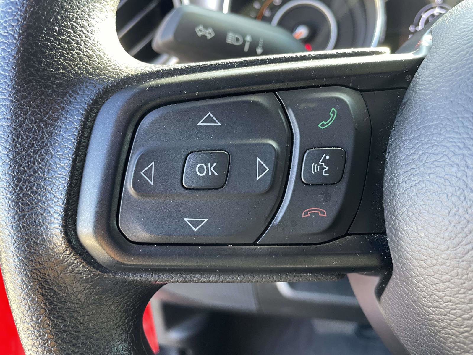 Used 2023 Jeep Gladiator Sport image 16