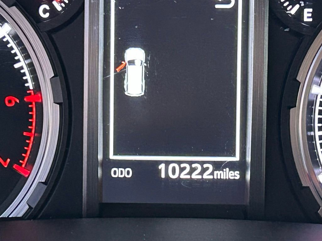 Used 2024 Toyota 4Runner TRD Off-Road Premium image 13