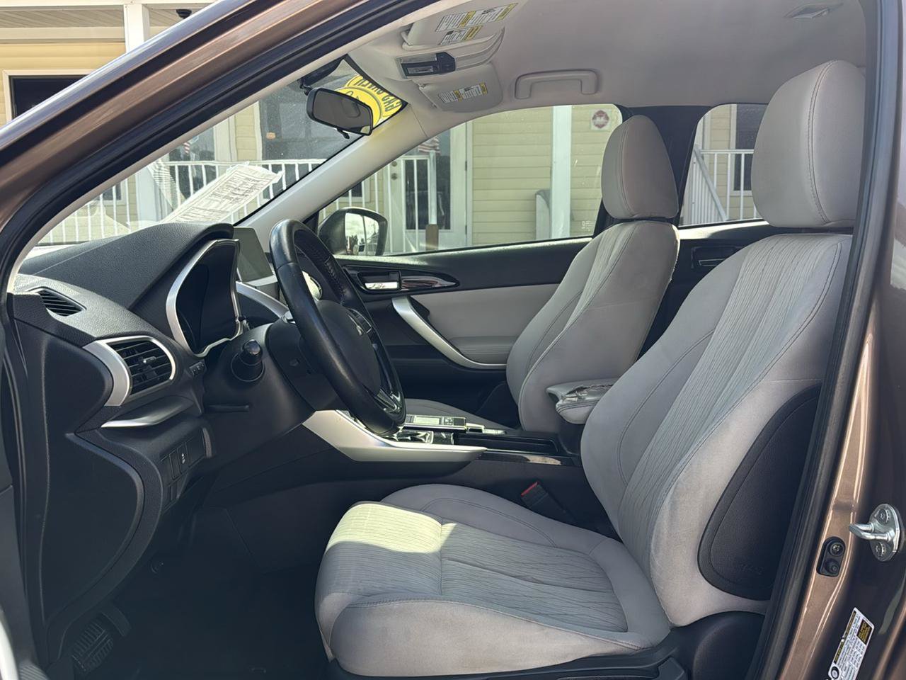 Used 2018 Mitsubishi Eclipse Cross SE AWD/4WD image 28