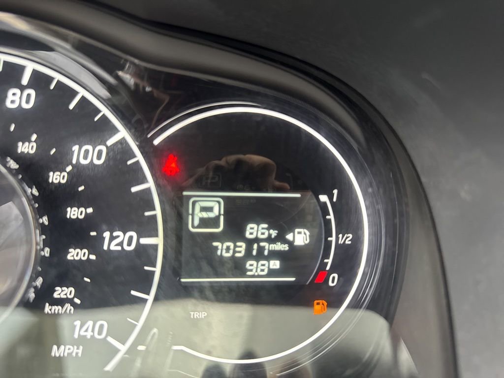 Used 2016 Nissan Versa Note SV w/ SV Appearance Package image 12