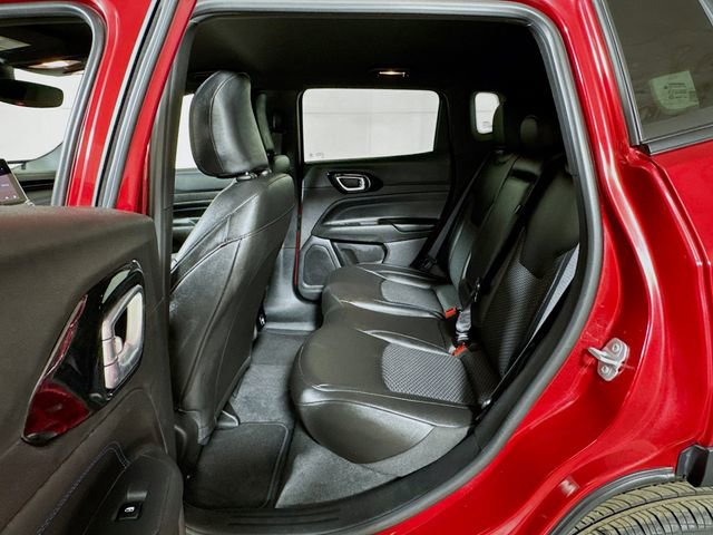 Used 2025 Jeep Compass Latitude w/ Altitude Special Edition image 22
