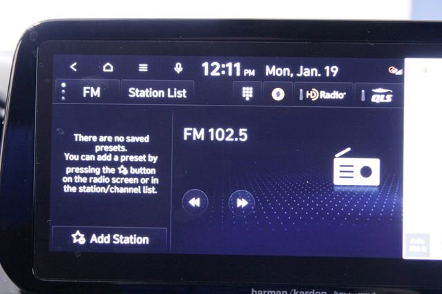 Used 2023 Hyundai Santa Fe Calligraphy image 33