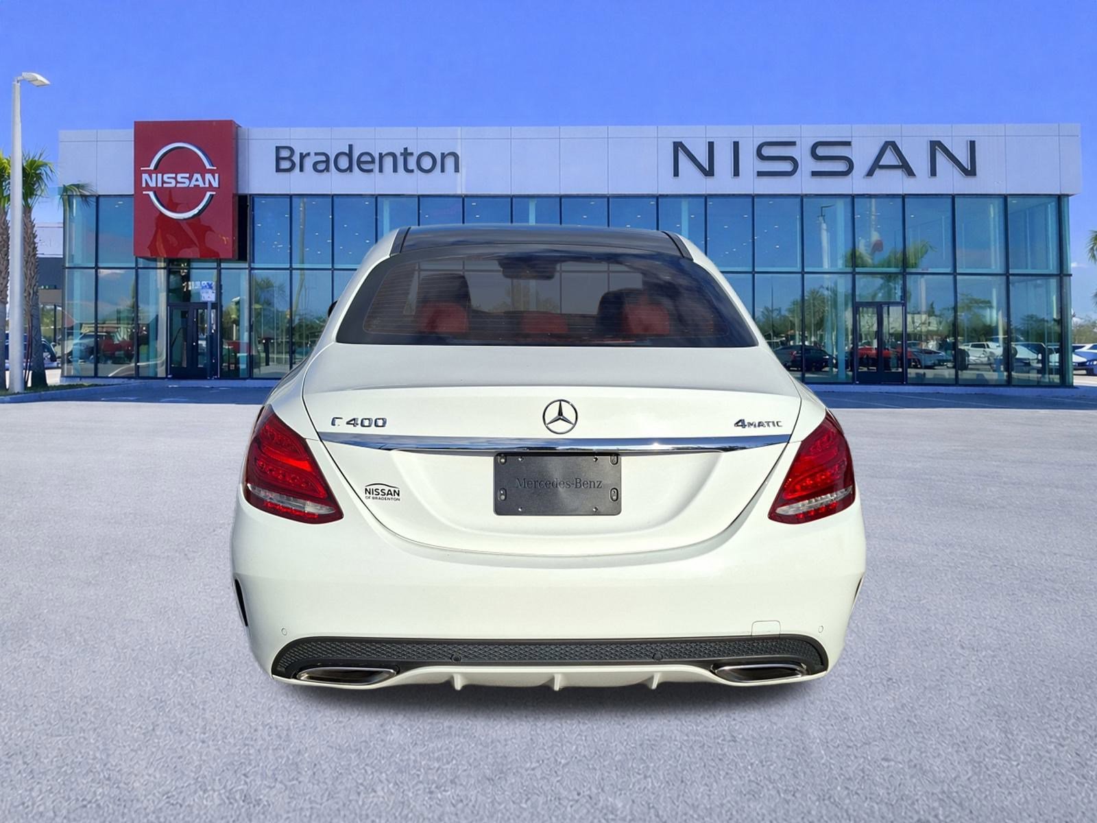Used 2015 Mercedes-Benz C 400 4MATIC image 6