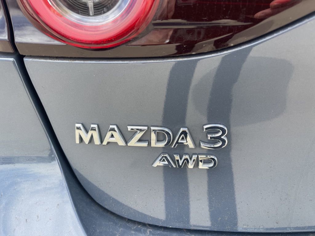 Certified 2023 MAZDA MAZDA3 Hatchback w/Premium Plus Pkg image 6