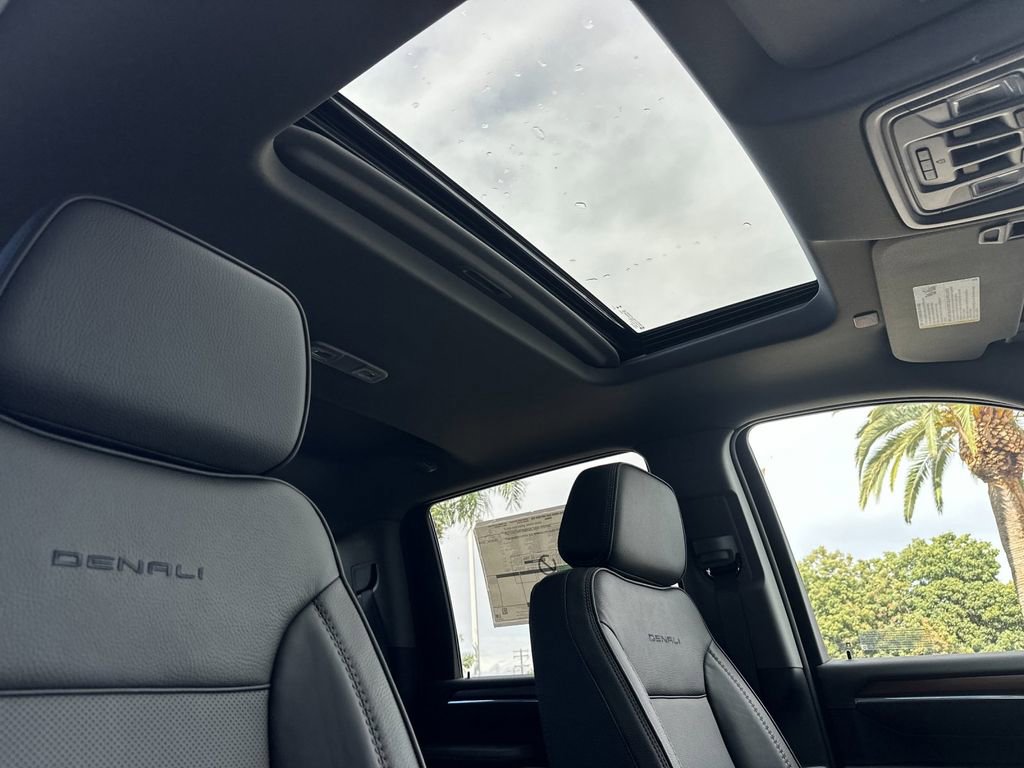 New 2026 GMC Sierra 2500 Denali w/ Technology Package image 15