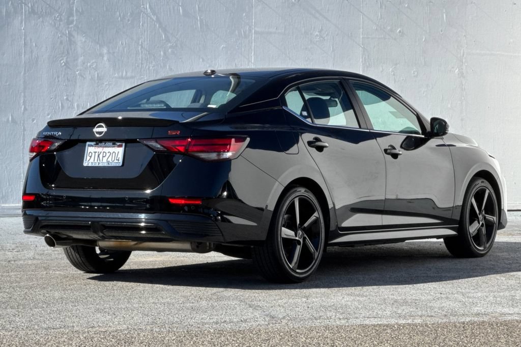 Certified 2024 Nissan Sentra SR FWD image 3
