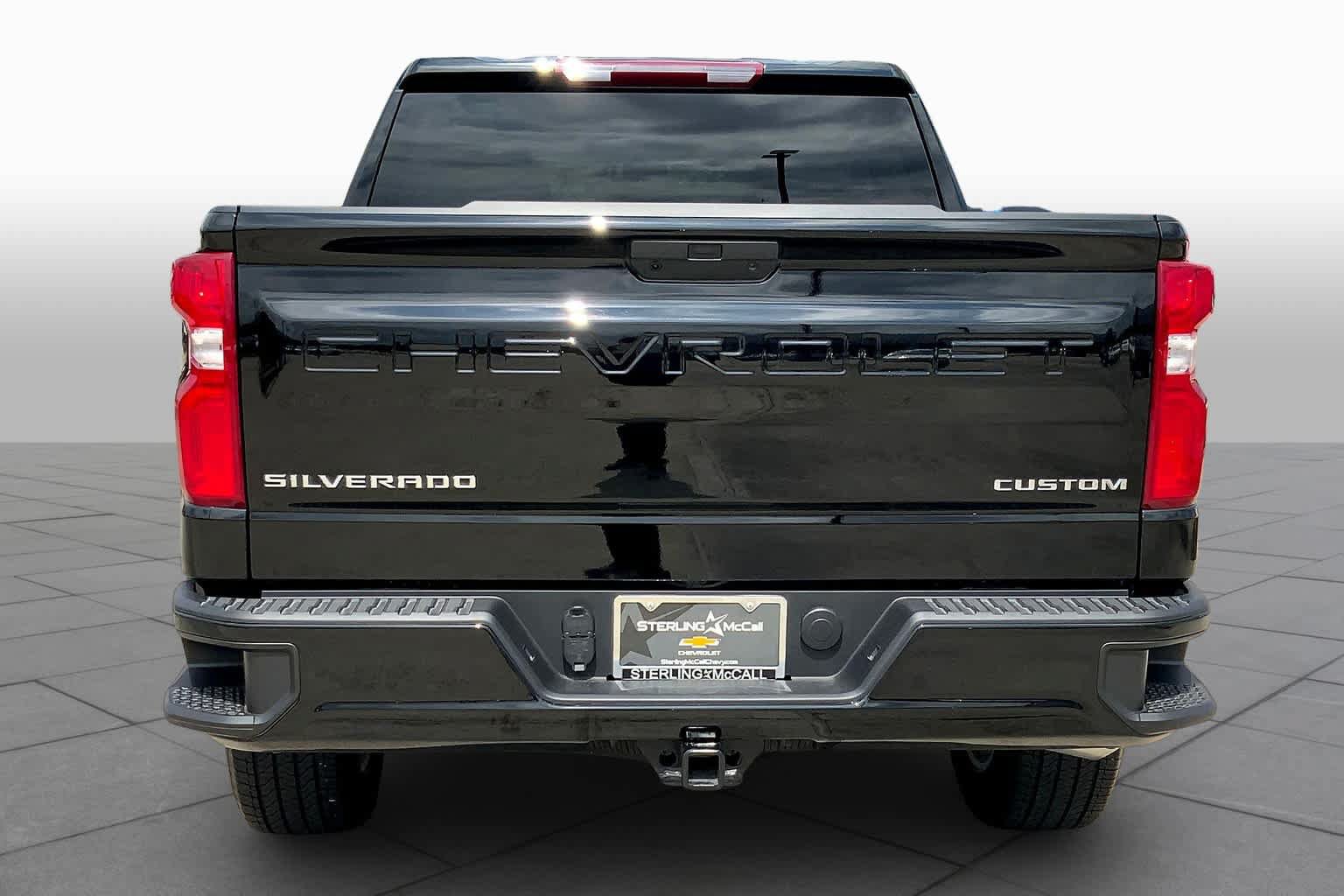 Certified 2021 Chevrolet Silverado 1500 Custom RWD image 5
