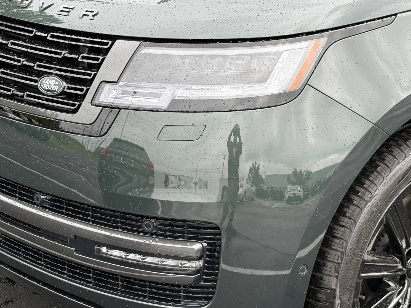 New 2027 Land Rover Range Rover Long Wheelbase SE AWD/4WD image 11