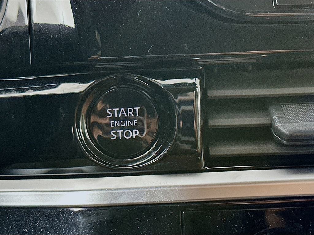 New 2025 Nissan Pathfinder Platinum image 20