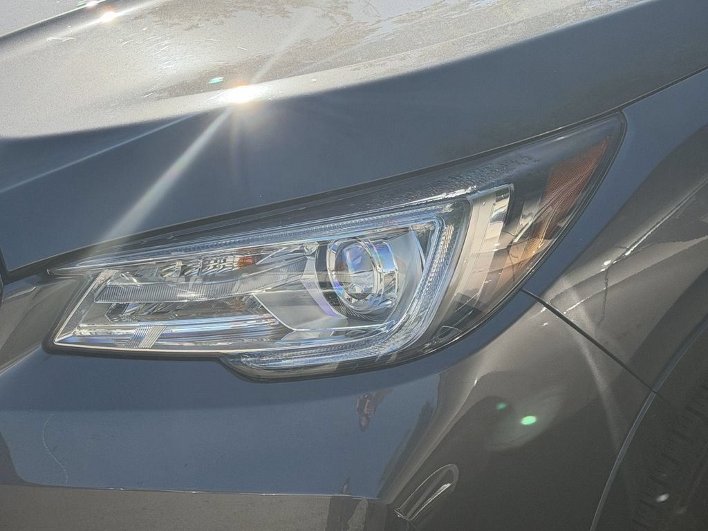 Used 2021 Subaru Ascent Premium w/ Convenience Package AWD/4WD image 7