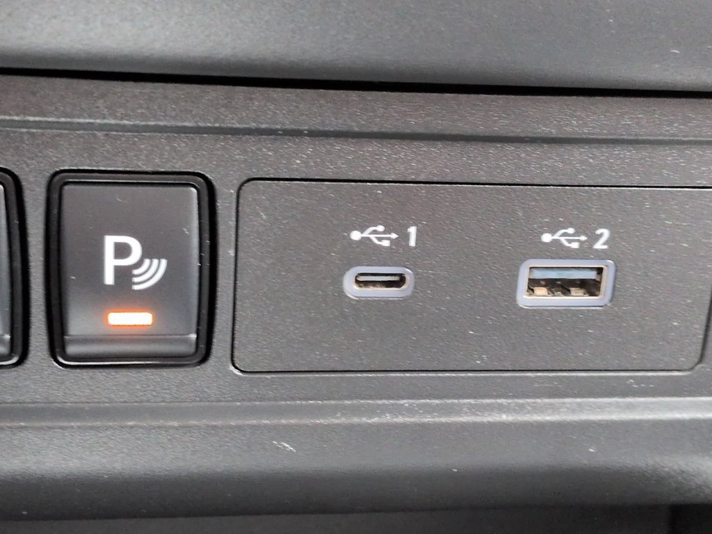 Certified 2025 Nissan Frontier SV w/ SV Convenience Package RWD image 21