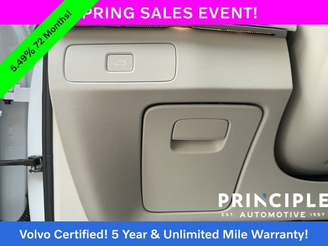 Certified 2024 Volvo XC90 B5 Plus image 26