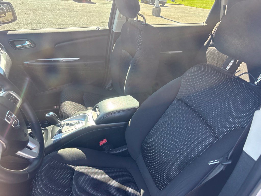 Used 2017 Dodge Journey SXT w/ Premium Group FWD image 30