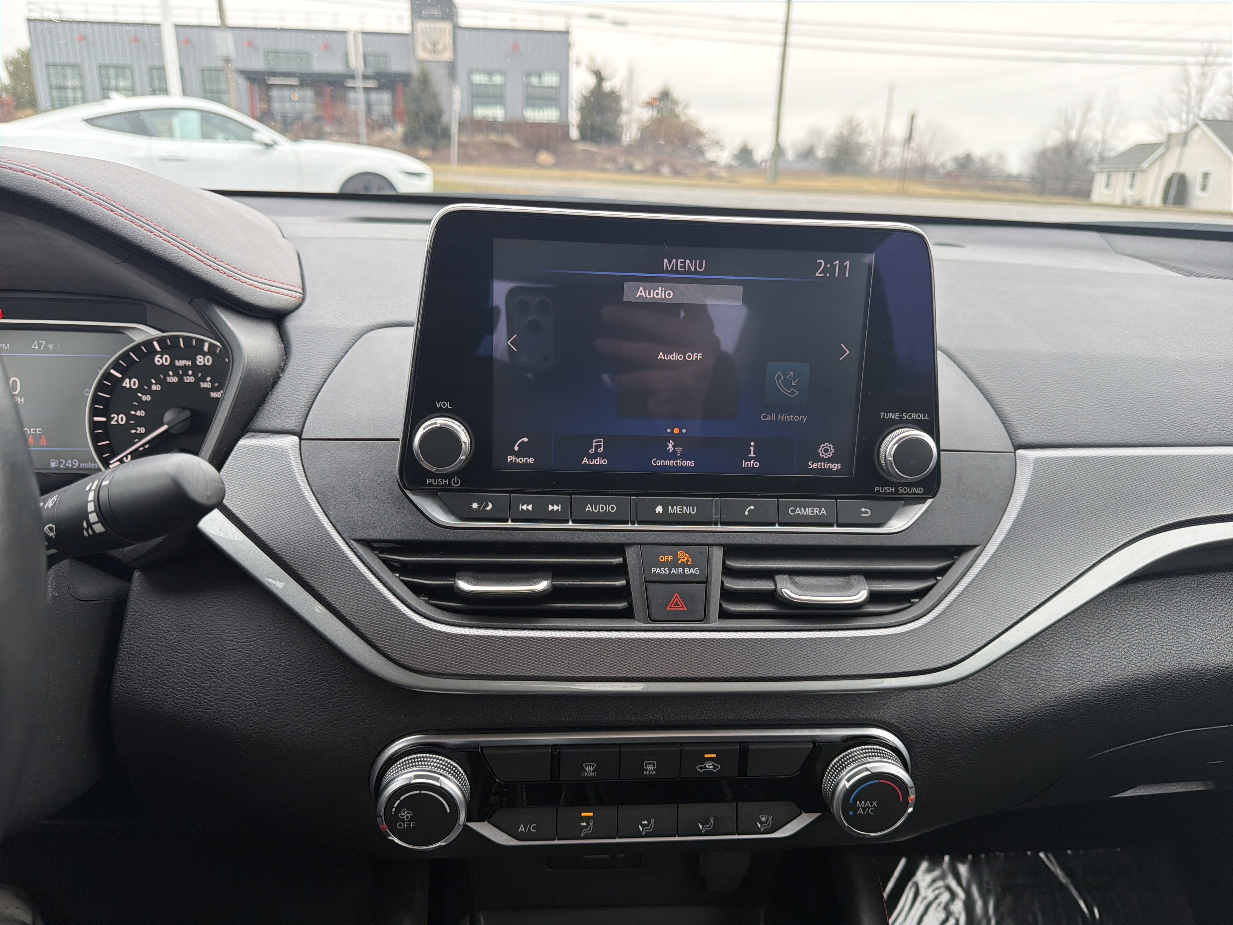 Used 2024 Nissan Altima 2.5 SR FWD image 24