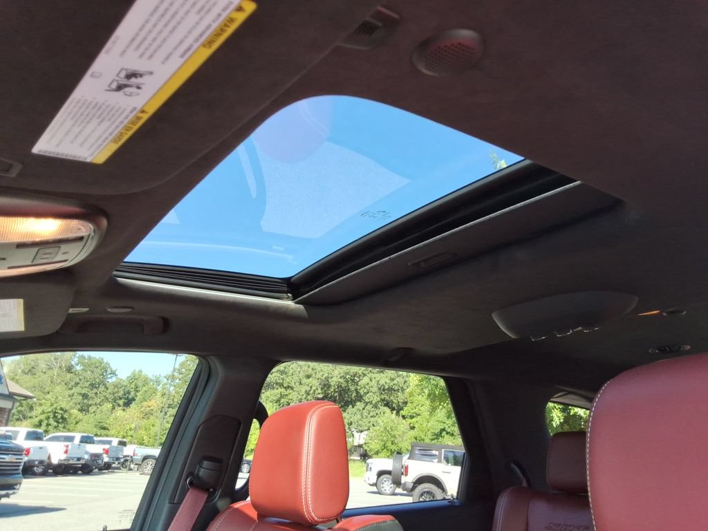 Used 2023 Dodge Durango SRT AWD/4WD image 26
