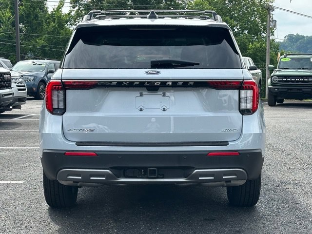 New 2026 Ford Explorer Active w/ Active Comfort Package AWD/4WD image 5