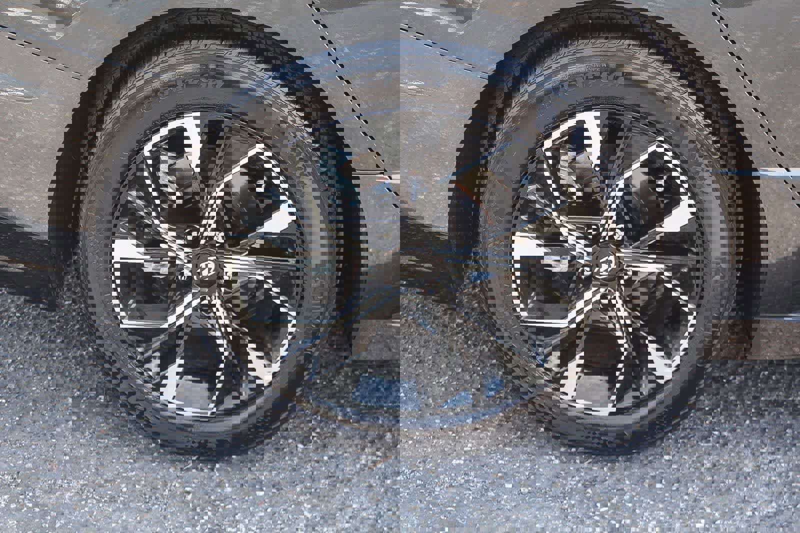 Certified 2025 Hyundai Sonata SEL image 11