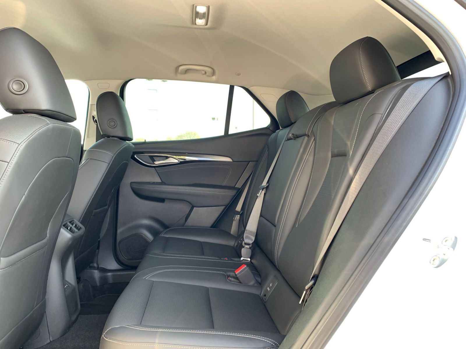 Used 2024 Buick Envision Preferred image 25