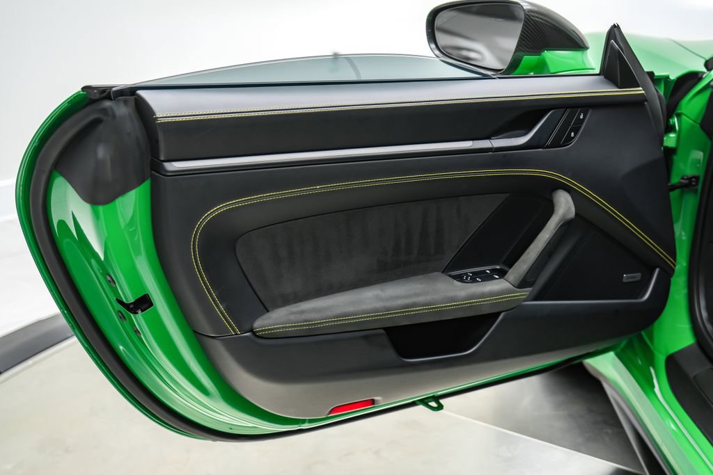 Used 2022 Porsche 911 GT3 RWD image 38