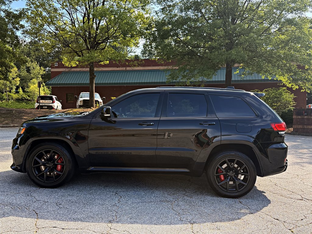 Used 2018 Jeep Grand Cherokee SRT AWD/4WD image 8