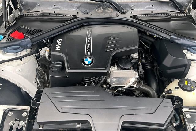 Used 2018 BMW 320i Sedan image 8