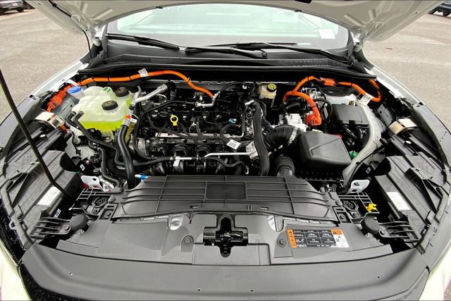 New 2025 Ford Escape SE w/ PHEV Premium Package image 11