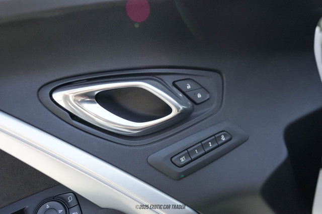 Used 2017 Chevrolet Camaro ZL1 image 33