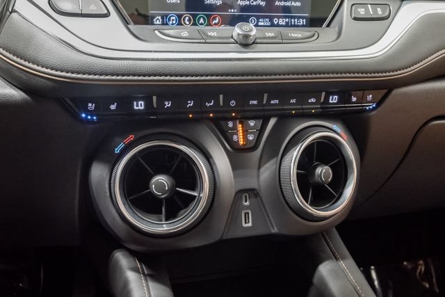 Used 2020 Chevrolet Blazer Premier w/ LPO, Floor Liner Package FWD image 18