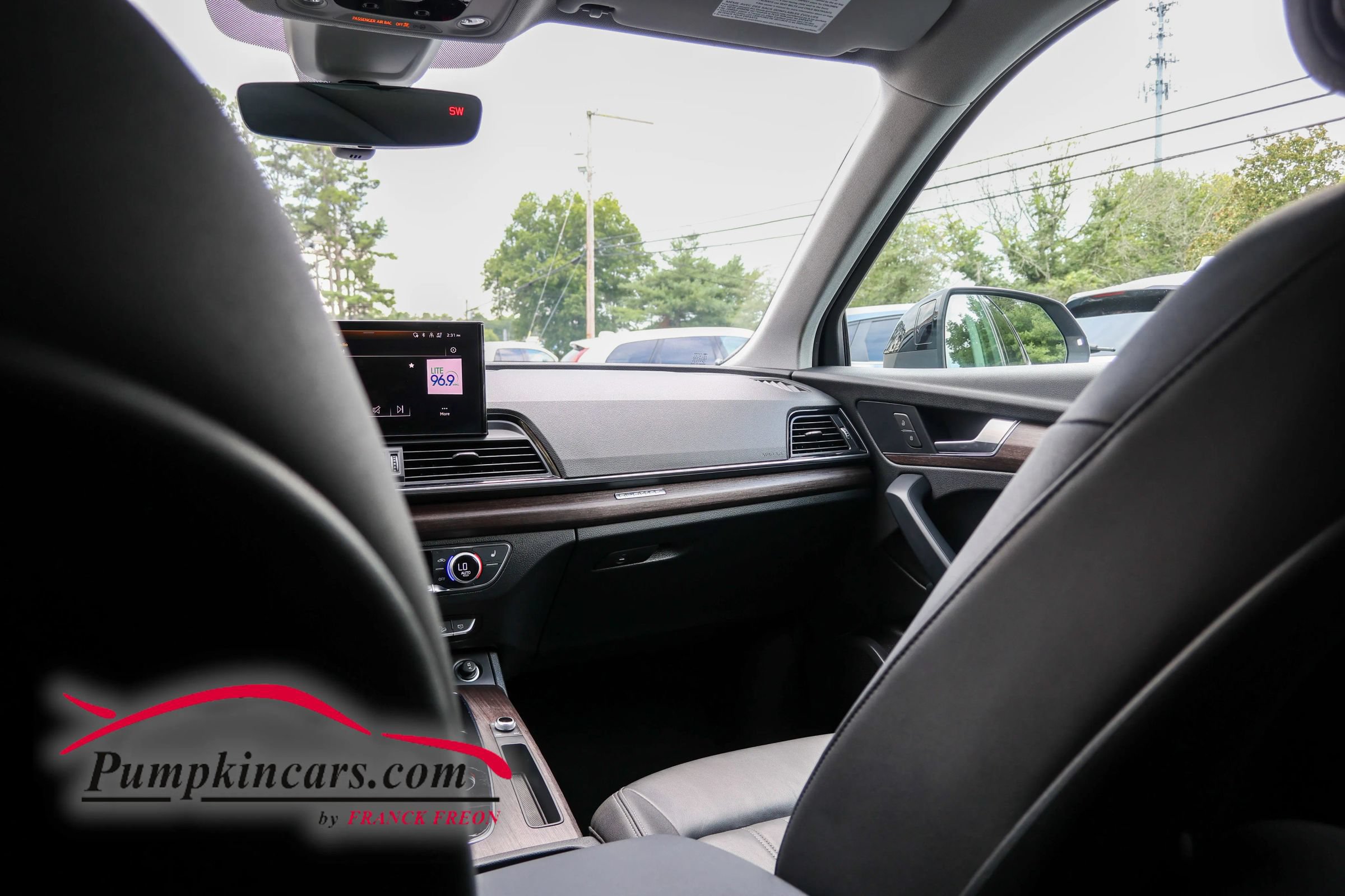 Used 2023 Audi Q5 2.0T Premium w/ Convenience Package AWD/4WD image 43