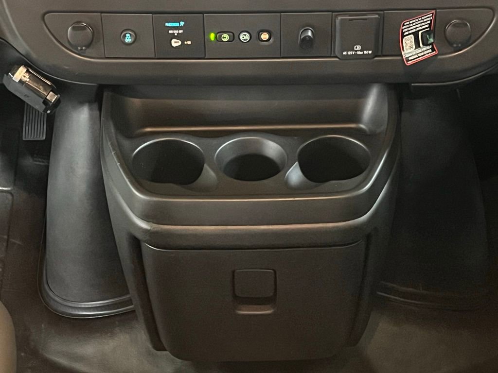 New 2025 Chevrolet Express 3500 Work Van w/ Power Convenience Package image 20