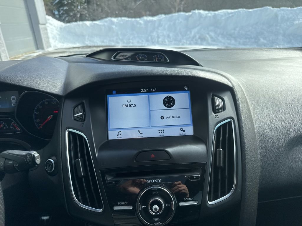 Used 2017 Ford Focus RS AWD/4WD image 19