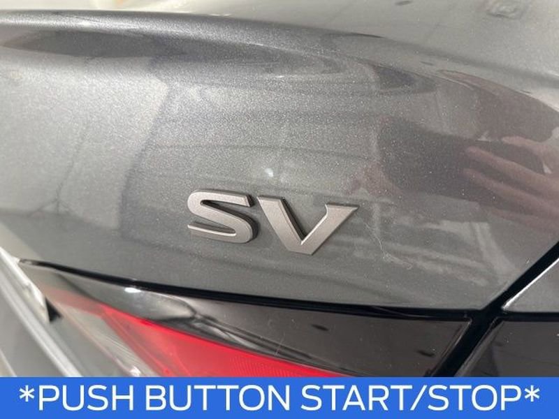 Used 2024 Nissan Altima 2.5 SV image 11