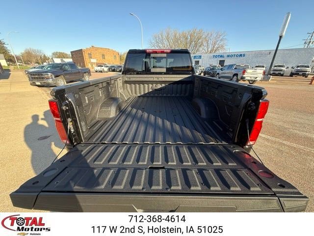 New 2026 Chevrolet Silverado 2500 High Country w/ High Country Premium Package AWD/4WD image 9