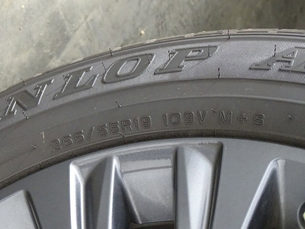 Used 2023 Lexus GX 460 Luxury w/ Sport Design Package image 38