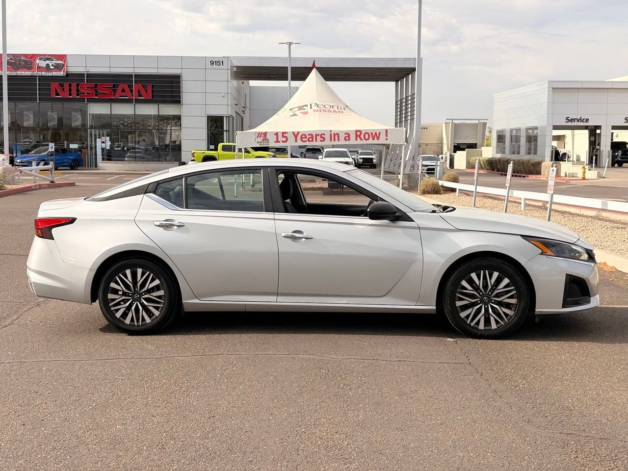 Certified 2024 Nissan Altima 2.5 SV FWD image 7