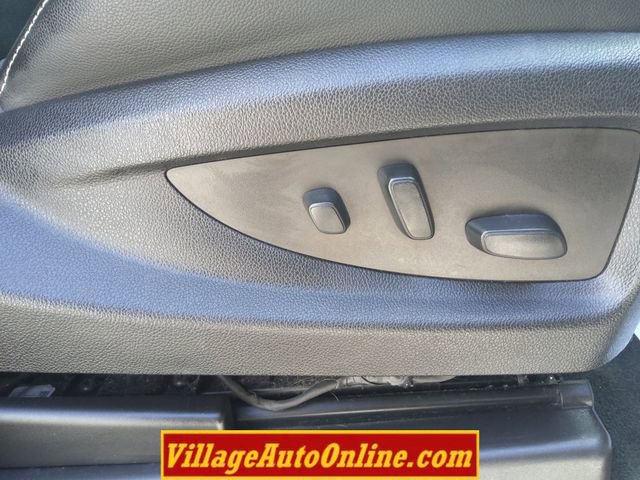 Used 2018 Chevrolet Suburban Premier AWD/4WD image 46