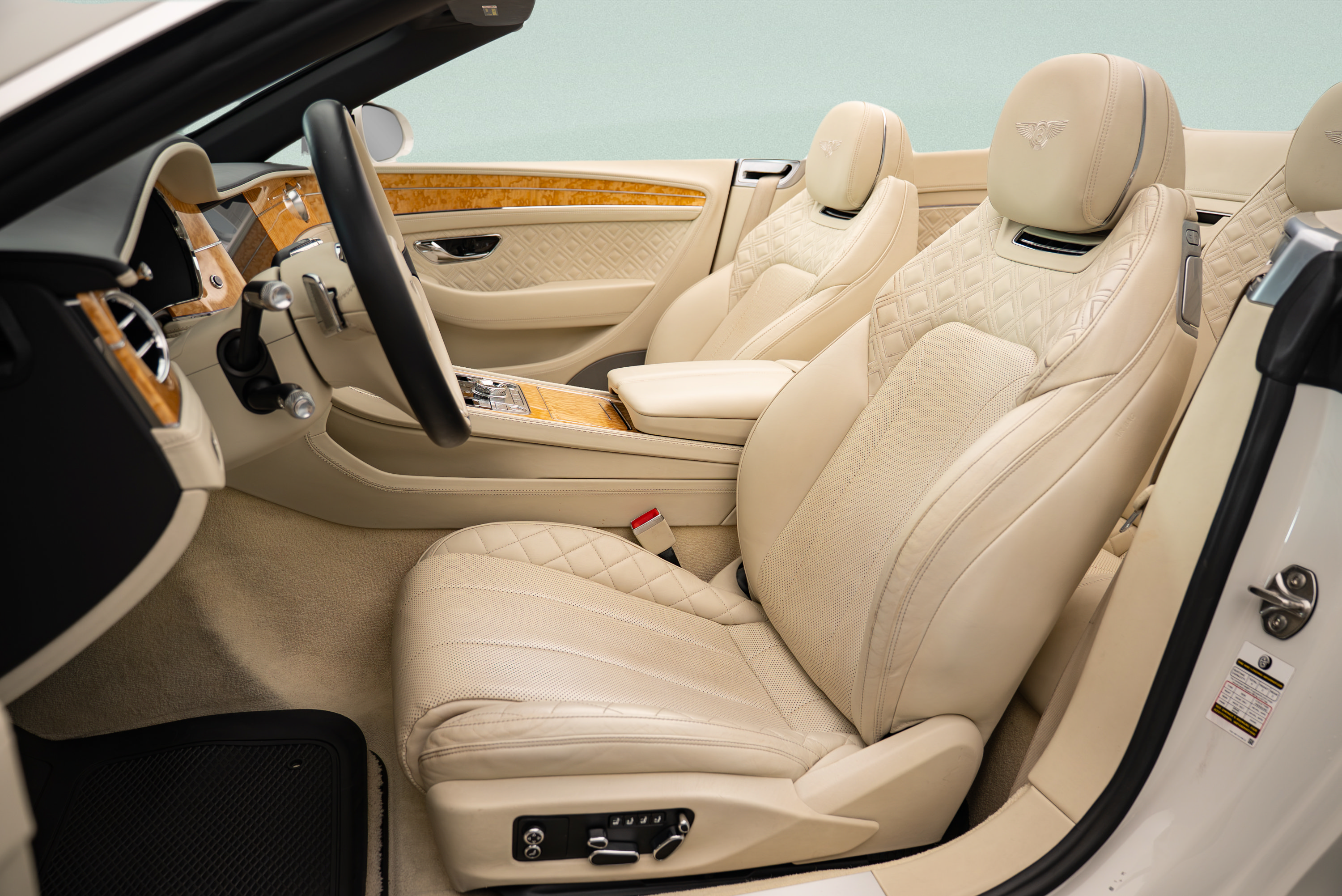 Used 2020 Bentley Continental GT V8 AWD/4WD image 10