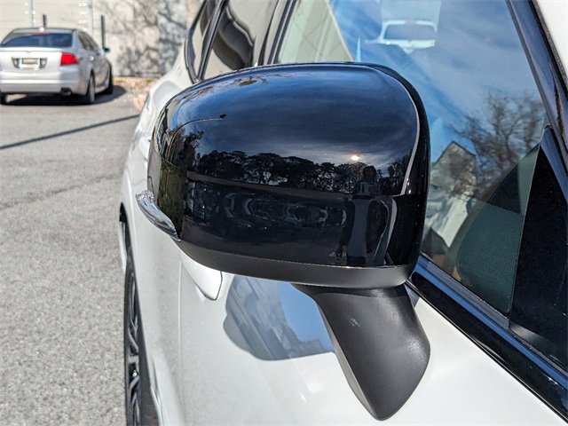 New 2025 Volvo XC60 B5 Core w/ Climate Package image 10