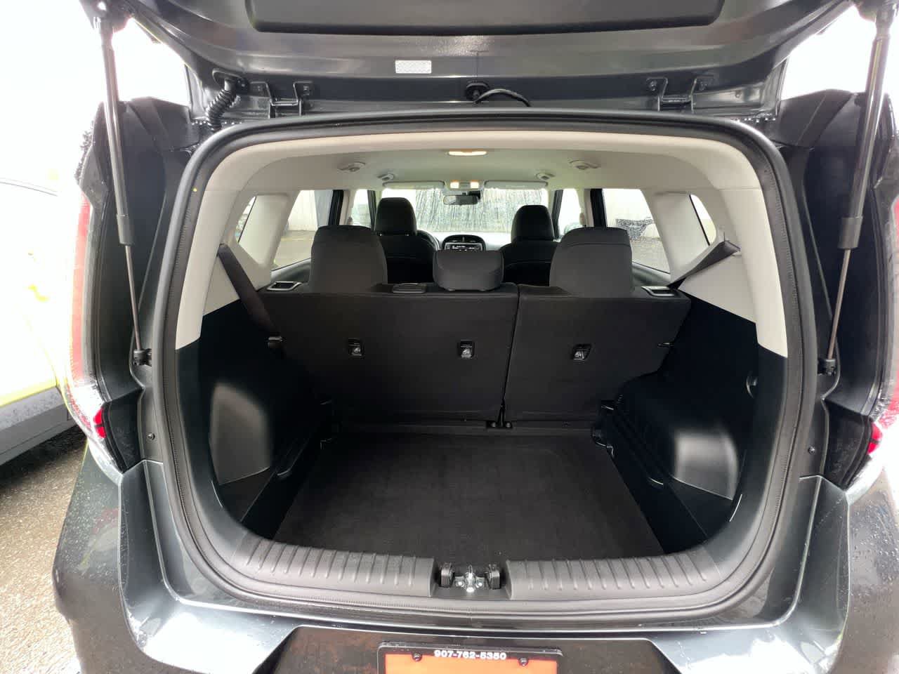 Certified 2025 Kia Soul LX FWD image 25