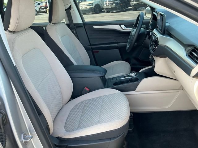 Used 2021 Ford Escape SE FWD image 20