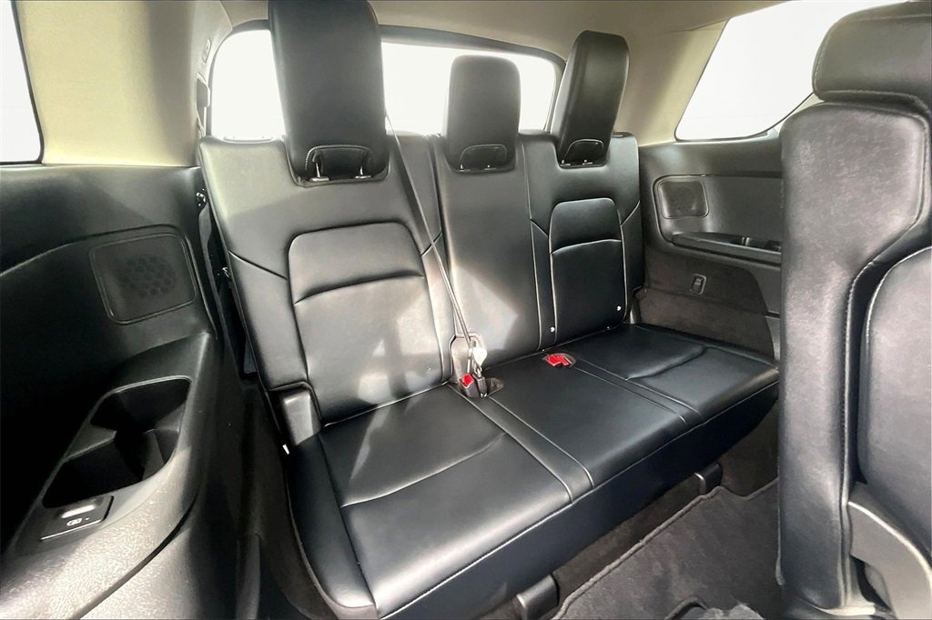 Used 2024 Nissan Pathfinder Platinum w/ Cargo Package image 28